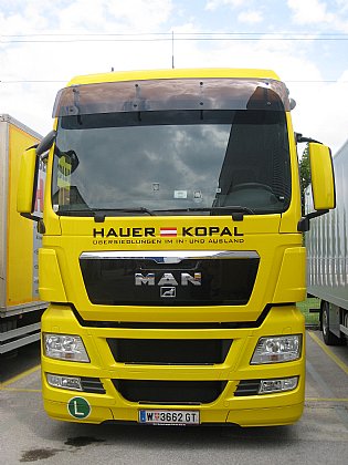 Unser MAN LKW 18t für Ihren Umzug
