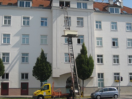 Unser Möbellift im Arbeits-Einsatz